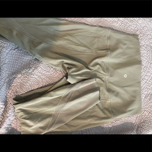 Wunder under scalloped hem